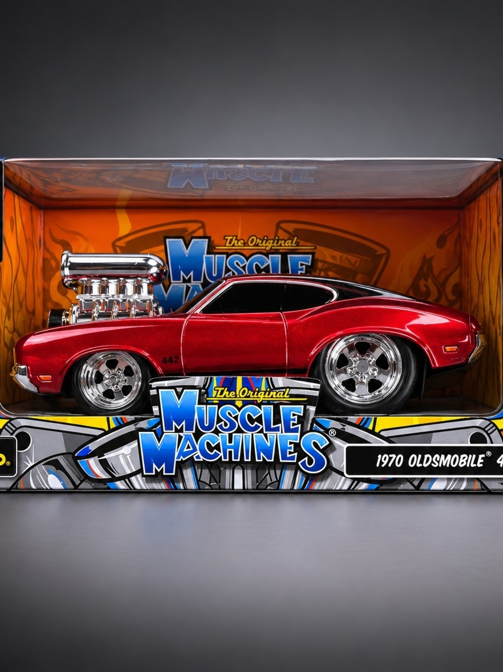 1970 Oldsmobile Die-Cast Toy Red Car -Muscle Machines  Maisto